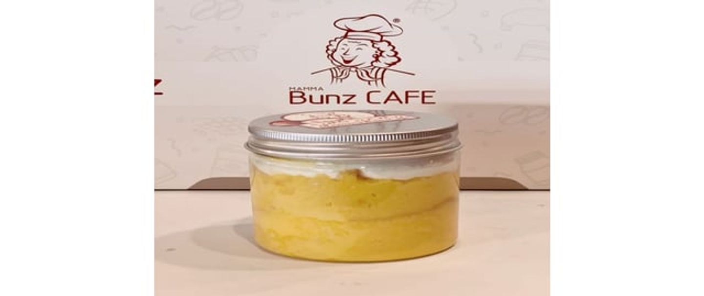 Saffron Cake Jar جار كيك الزعفران